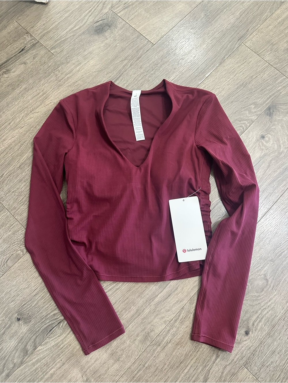 All It Takes Ribbed Nulu V-Neck Long-Sleeve Shirt B-D Cups burgundy new w tags